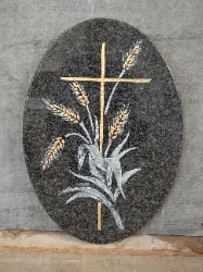 Ovale granit noir afrique pour stèle avec épi de croix gravée