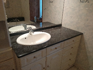 meuble salle de bain en granit mass blue